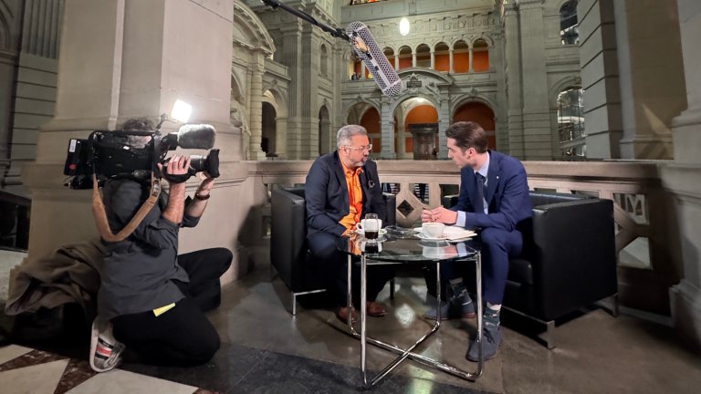 Dreharbeiten im Bundeshaus | © 2025 ALPHAVISION